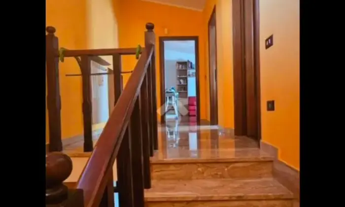 Rexer-Avezzano-VENDESI-APPARTAMENTO-DUE-PIANI-IN-ZONA-CENTRALE-Altro