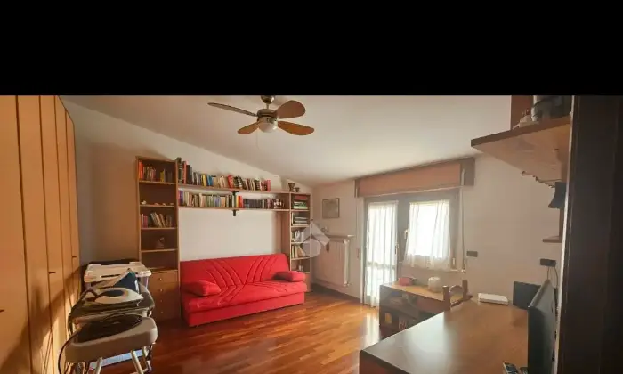 Rexer-Avezzano-VENDESI-APPARTAMENTO-DUE-PIANI-IN-ZONA-CENTRALE-Camera-da-letto