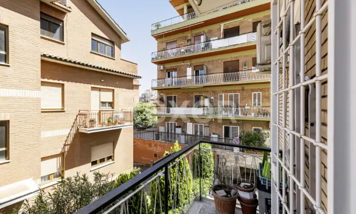 Rexer-Roma-Vendesi-appartamento-Via-Poggio-Bustone-Cassia-Grottarossa-Altro