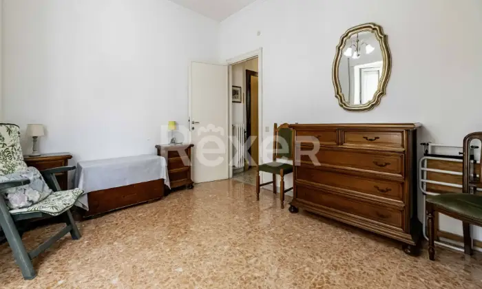 Rexer-Roma-Vendesi-appartamento-Via-Poggio-Bustone-Cassia-Grottarossa-Altro