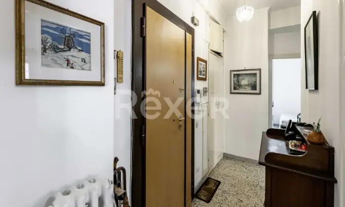 Rexer-Roma-Vendesi-appartamento-Via-Poggio-Bustone-Cassia-Grottarossa-Altro