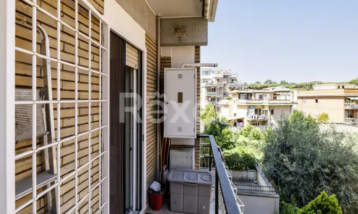 Rexer-Roma-Vendesi-appartamento-Via-Poggio-Bustone-Cassia-Grottarossa-Altro