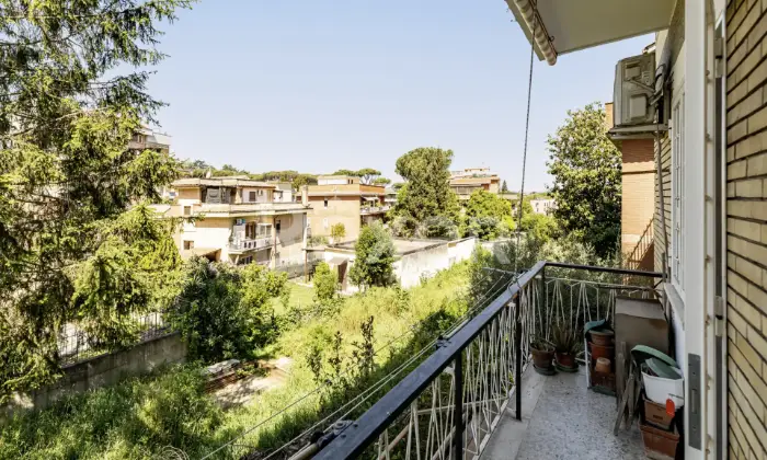 Rexer-Roma-Vendesi-appartamento-Via-Poggio-Bustone-Cassia-Grottarossa-Altro