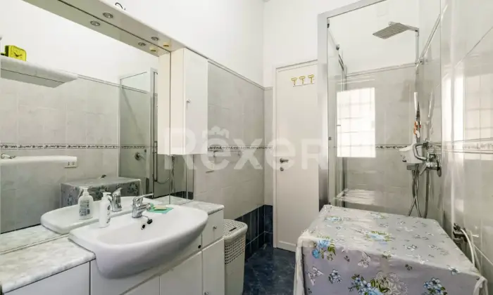 Rexer-Roma-Vendesi-appartamento-Via-Poggio-Bustone-Cassia-Grottarossa-Altro