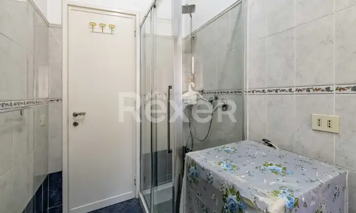 Rexer-Roma-Vendesi-appartamento-Via-Poggio-Bustone-Cassia-Grottarossa-Altro