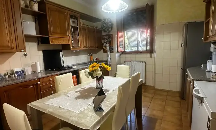 Rexer-La-Spezia-A-MONTEPERTICO-LA-SPEZIA-Appartamento-piano-terra-posizione-angolare-con-ingresso-indipendente-Altro