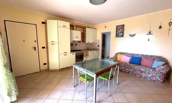Rexer-Loano-TRILOCALE-CON-DOPPIA-TERRAZZA-E-CANTINA-Altro