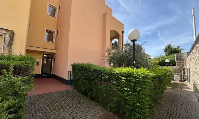 Rexer-Loano-TRILOCALE-CON-DOPPIA-TERRAZZA-E-CANTINA-Altro