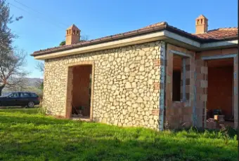 Rexer-Larino-CB-Vendesi-Villetta-Panoramica-in-Costruzione-con-Ampio-Terreno-a-Larino-CB-Altro
