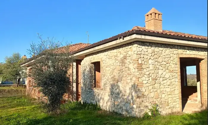 Rexer-Larino-CB-Vendesi-Villetta-Panoramica-in-Costruzione-con-Ampio-Terreno-a-Larino-CB-Altro