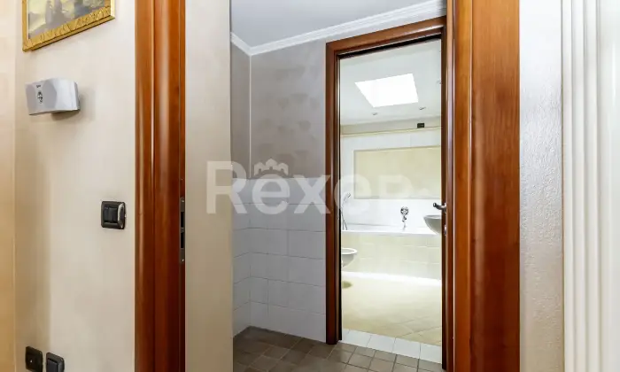 Rexer-Bellusco-Casa-semi-indipendente-con-box-auto-doppio-Altro