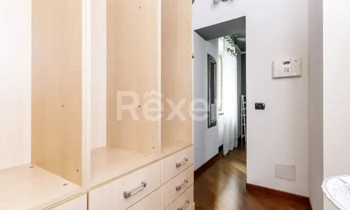 Rexer-Bellusco-Casa-semi-indipendente-con-box-auto-doppio-Altro