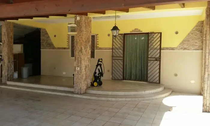 Rexer-Marina-di-Lizzano-Vendesi-Villa-indipendente-a-Lizzano-TA-Altro