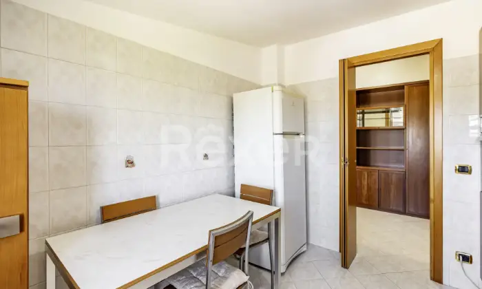 Rexer-Roma-Appartamento-con-Posto-Auto-e-Giardino-su-Via-Tiburtina-Altro