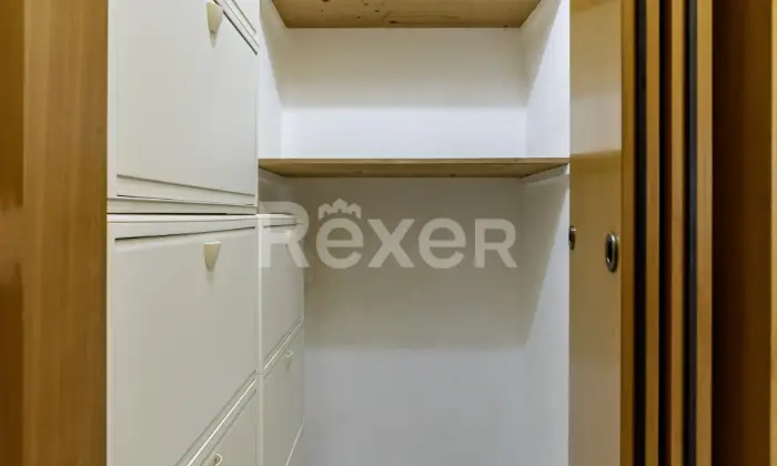 Rexer-Roma-Appartamento-con-Posto-Auto-e-Giardino-su-Via-Tiburtina-Altro