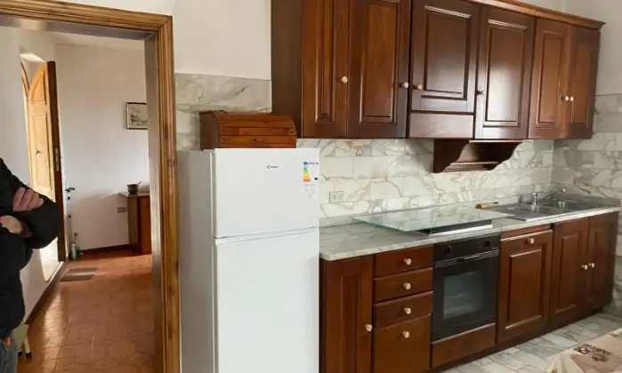 Rexer-Monticiano-Vendesi-rustico-a-Monticiano-SI-Altro