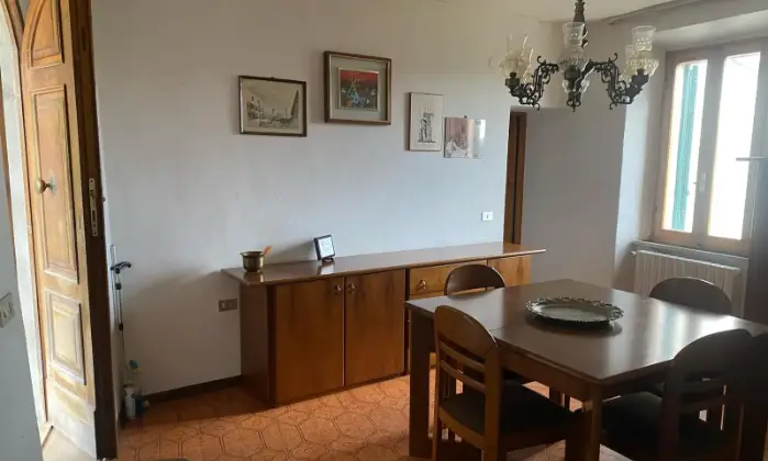 Rexer-Monticiano-Vendesi-rustico-a-Monticiano-SI-Altro