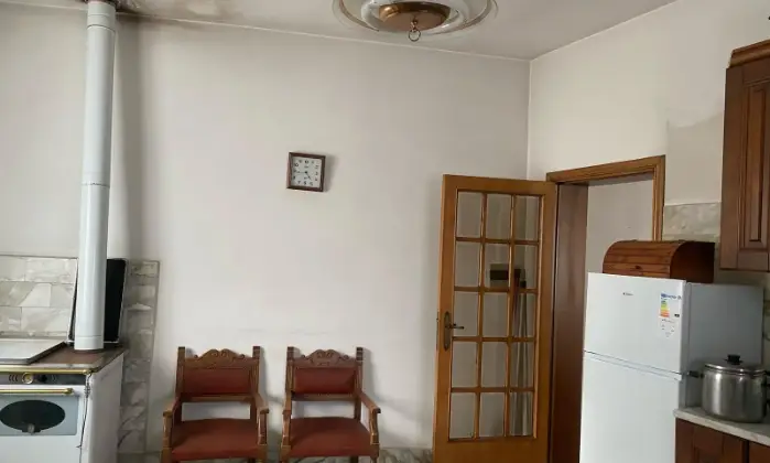 Rexer-Monticiano-Vendesi-rustico-a-Monticiano-SI-Altro