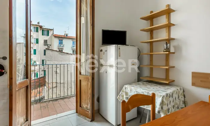 Rexer-Firenze-Firenzezona-Pzza-Alberti-vani-oltre-balcone-e-cantina-Altro