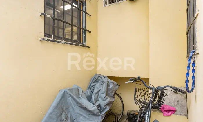 Rexer-Firenze-Firenzezona-Pzza-Alberti-vani-oltre-balcone-e-cantina-Altro