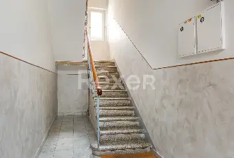 Rexer-Firenze-Firenzezona-Pzza-Alberti-vani-oltre-balcone-e-cantina-Altro
