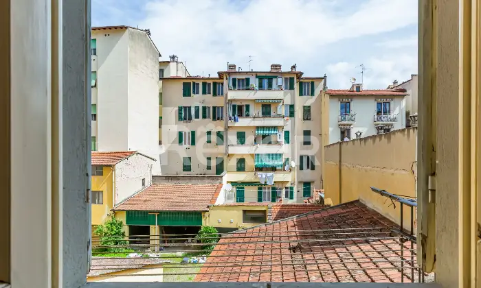 Rexer-Firenze-Firenzezona-Pzza-Alberti-vani-oltre-balcone-e-cantina-Altro
