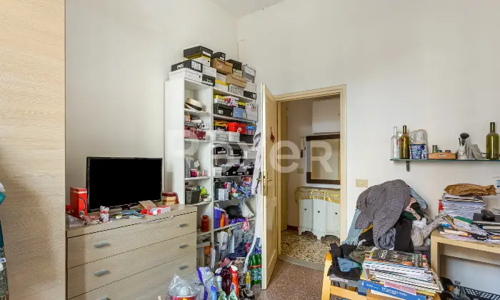 Rexer-Firenze-Firenzezona-Pzza-Alberti-vani-oltre-balcone-e-cantina-Altro