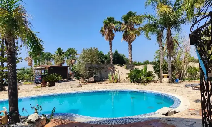 Rexer-Reggio-Calabria-Villa-con-piscina-giardino-e-ampio-terreno-in-vendita-a-Pellaro-San-Leo-RC-Altro