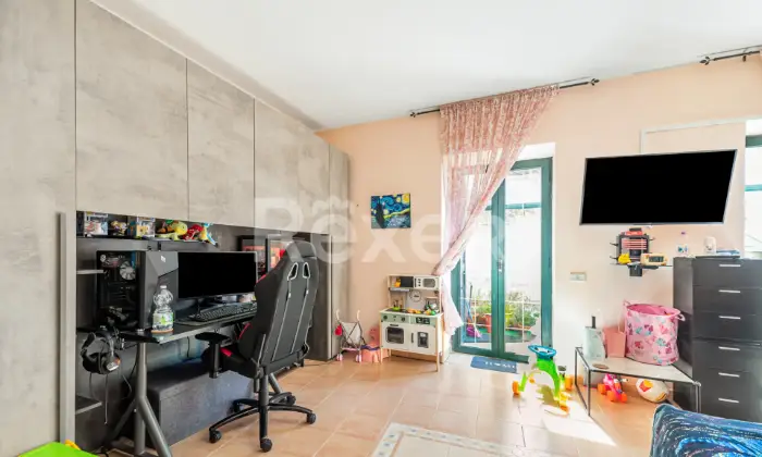 Rexer-Cervaro-Casa-indipendente-su-tre-livelli-con-ampi-spazi-Altro