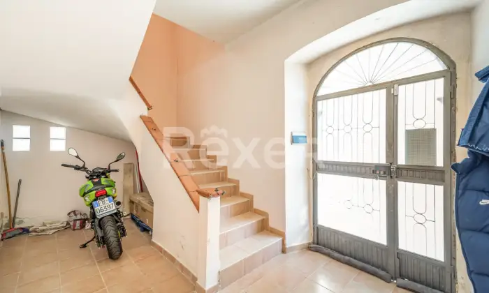 Rexer-Cervaro-Casa-indipendente-su-tre-livelli-con-ampi-spazi-Altro