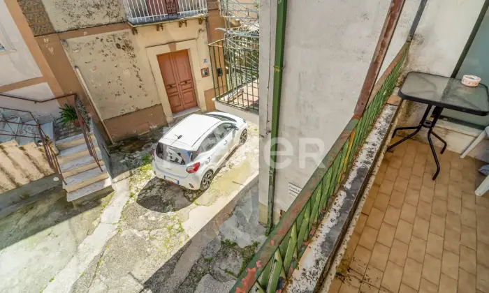 Rexer-Cervaro-Casa-indipendente-su-tre-livelli-con-ampi-spazi-Altro