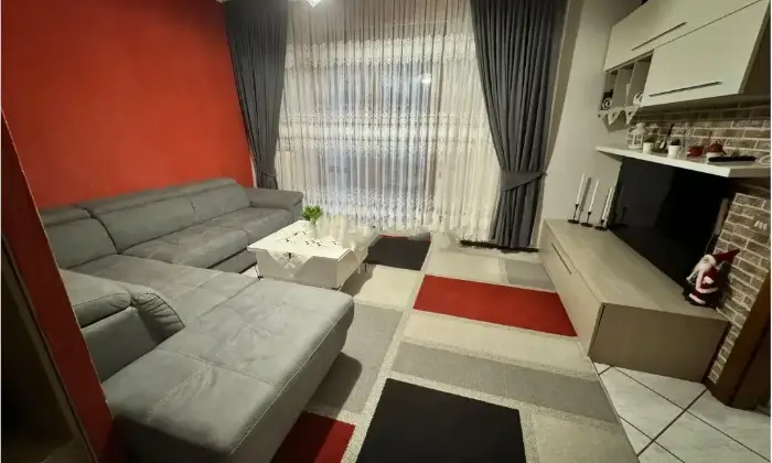 Rexer-Carlazzo-Vendesi-bilocale-spazioso-a-Carlazzo-Altro