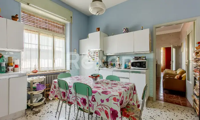 Rexer-San-Salvatore-Telesino-Villa-con-terrazzo-panoramico-e-giardino-Altro