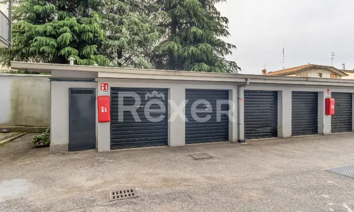 Rexer-Limbiate-AMPIO-TRE-LOCALI-Altro