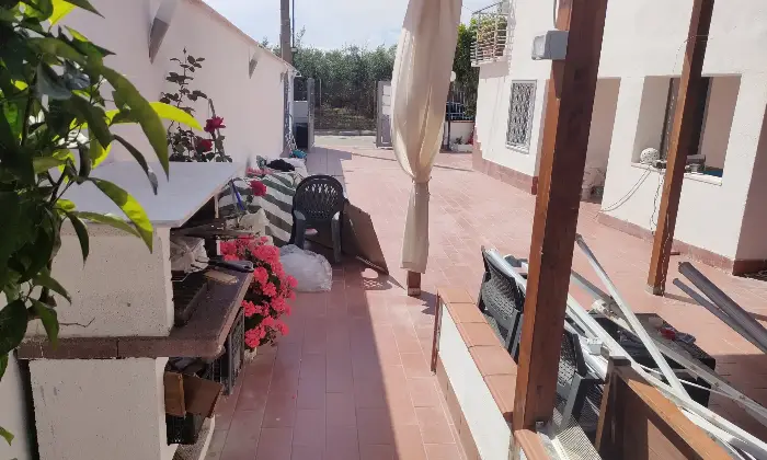 Rexer-Cellole-Villetta-vicina-al-mare-raggiungibile-a-piedi-a-Baia-Felice-Terrazzo