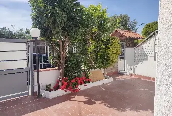 Rexer-Cellole-Villetta-vicina-al-mare-raggiungibile-a-piedi-a-Baia-Felice-Terrazzo
