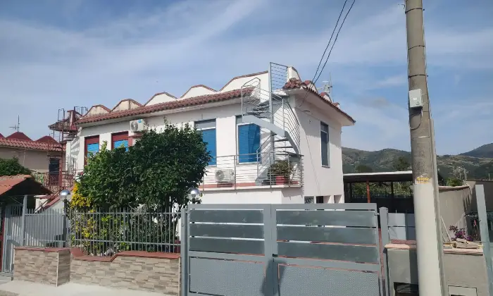 Rexer-Cellole-Villetta-vicina-al-mare-raggiungibile-a-piedi-a-Baia-Felice-Altro