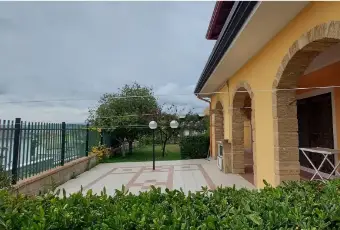 Rexer-Crotone-Vendesi-una-Prestigiosa-Villa-Bifamiliare-a-Crotone-Altro