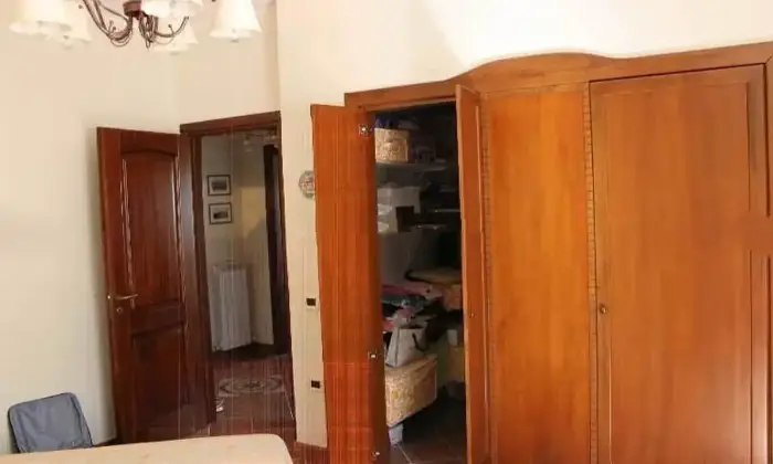 Rexer-Crotone-Vendesi-villetta-indipendente-a-Crotone-Altro