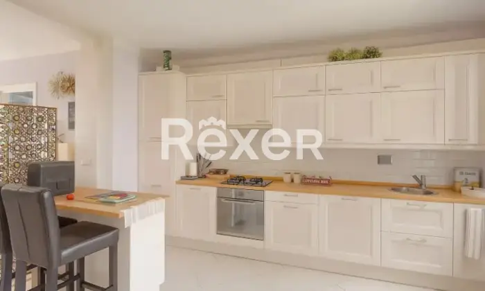 Rexer-Santa-Croce-sullArno-Appartamento-mq-livelli-zona-residenziale-Classe-A-abitabile-subito-Cucina