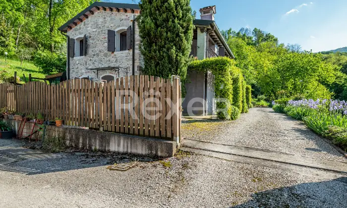 Rexer-Torreglia-Splendido-rustico-composto-da-due-ville-sui-Colli-Euganei-Altro