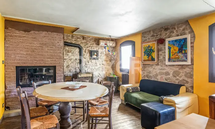 Rexer-Torreglia-Splendido-rustico-composto-da-due-ville-sui-Colli-Euganei-Altro