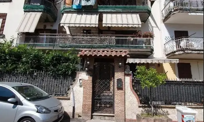 Rexer-Napoli-Vendesi-Appartamento-a-Napoli-NA-Altro