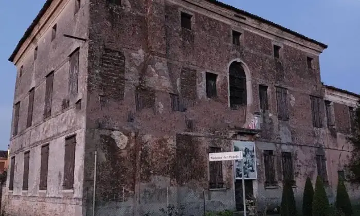 Rexer-Piove-di-Sacco-Vendesi-Villa-Polani-Saro-Cristo-di-Arzerello-a-Piove-di-Sacco-Altro