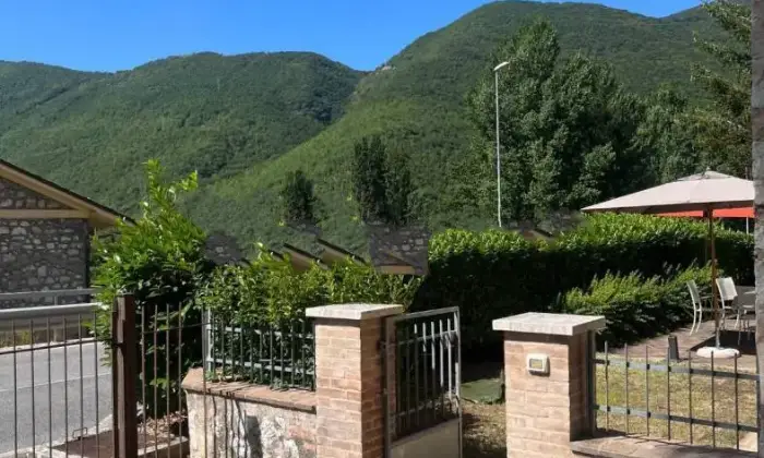 Rexer-Scopoli-Vendesi-un-ampio-e-luminoso-appartamento-a-Foligno-Altro
