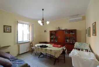 Rexer-Terracina-Vendesi-Villa-Unifamiliare-con-Giardino-a-Terracina-Zona-CalcatoreOspedale-Altro