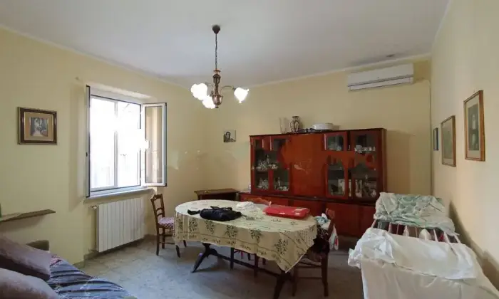 Rexer-Terracina-Vendesi-Villa-Unifamiliare-con-Giardino-a-Terracina-Zona-CalcatoreOspedale-Altro
