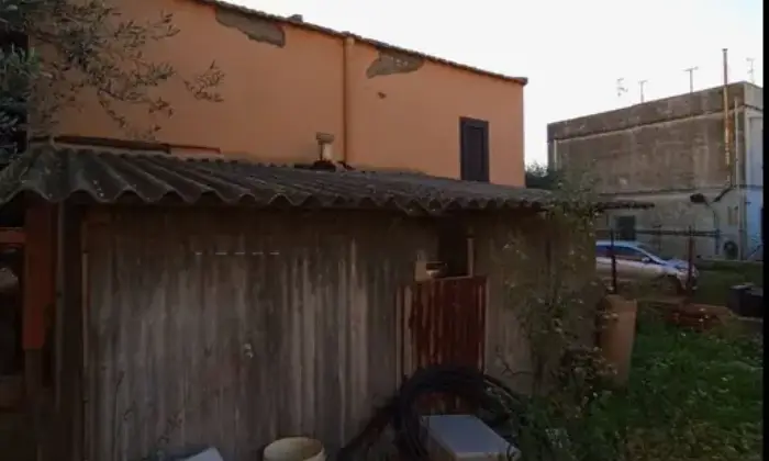 Rexer-Terracina-Vendesi-Villa-Unifamiliare-con-Giardino-a-Terracina-Zona-CalcatoreOspedale-Altro