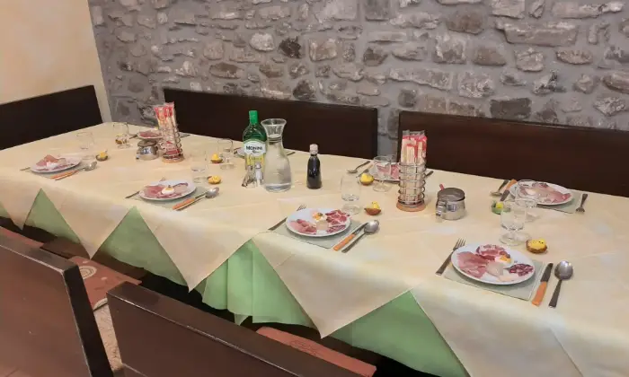 Rexer-Ventasso-Casa-di-montagna-e-attivit-ristorante-Altro