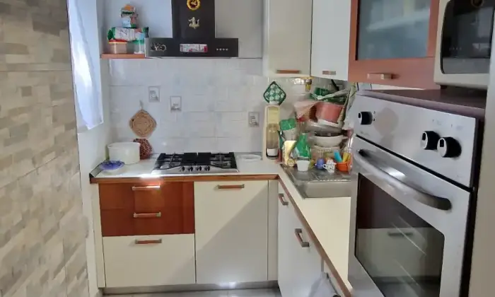 Rexer-Milano-APPARTAMENTO-SITO-IN-CASCINA-RISTRUTTURATA-DEL-Cucina
